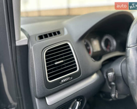 Фольксваген Шаран 2015 у Дрогобичі на Automoto.ua Сірий Фольксваген Шаран, об'ємом двигуна 2 л та пробігом 225 тис. км за 16499 $, фото 117 на Automoto.ua