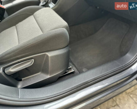 Фольксваген Шаран 2015 у Дрогобичі на Automoto.ua Сірий Фольксваген Шаран, об'ємом двигуна 2 л та пробігом 225 тис. км за 16499 $, фото 106 на Automoto.ua