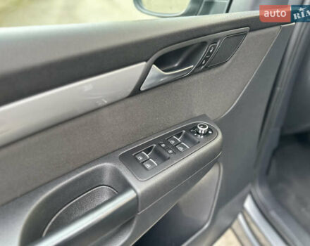 Фольксваген Шаран 2015 у Дрогобичі на Automoto.ua Сірий Фольксваген Шаран, об'ємом двигуна 2 л та пробігом 225 тис. км за 16499 $, фото 112 на Automoto.ua