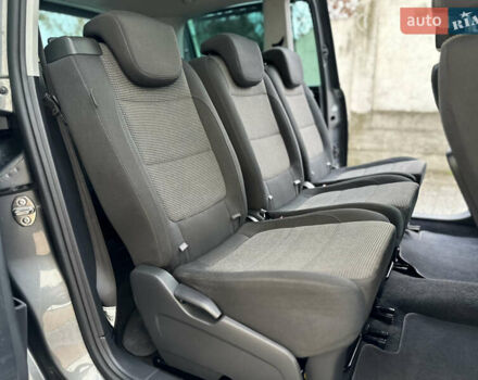 Фольксваген Шаран 2015 у Дрогобичі на Automoto.ua Сірий Фольксваген Шаран, об'ємом двигуна 2 л та пробігом 225 тис. км за 16499 $, фото 132 на Automoto.ua