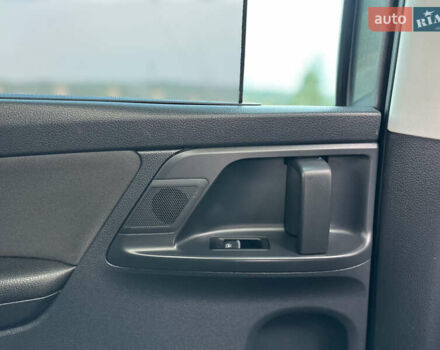 Фольксваген Шаран 2015 у Дрогобичі на Automoto.ua Сірий Фольксваген Шаран, об'ємом двигуна 2 л та пробігом 225 тис. км за 16499 $, фото 151 на Automoto.ua