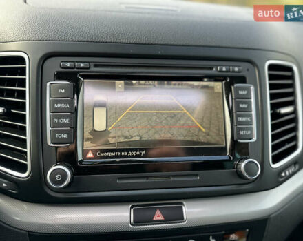 Фольксваген Шаран 2015 у Дрогобичі на Automoto.ua Сірий Фольксваген Шаран, об'ємом двигуна 2 л та пробігом 225 тис. км за 16499 $, фото 179 на Automoto.ua