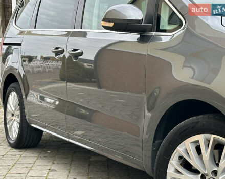 Фольксваген Шаран 2015 у Дрогобичі на Automoto.ua Сірий Фольксваген Шаран, об'ємом двигуна 2 л та пробігом 225 тис. км за 16499 $, фото 38 на Automoto.ua