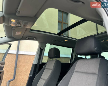 Фольксваген Шаран 2015 у Дрогобичі на Automoto.ua Сірий Фольксваген Шаран, об'ємом двигуна 2 л та пробігом 225 тис. км за 16499 $, фото 128 на Automoto.ua