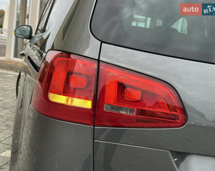 Фольксваген Шаран 2015 у Дрогобичі на Automoto.ua Сірий Фольксваген Шаран, об'ємом двигуна 2 л та пробігом 225 тис. км за 16499 $, фото 86 на Automoto.ua