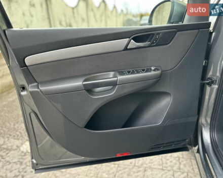 Фольксваген Шаран 2015 у Дрогобичі на Automoto.ua Сірий Фольксваген Шаран, об'ємом двигуна 2 л та пробігом 225 тис. км за 16499 $, фото 111 на Automoto.ua