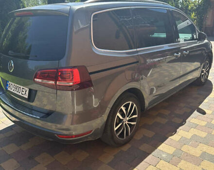 Серый Фольксваген Шаран, объемом двигателя 1.97 л и пробегом 201 тыс. км за 20400 $, фото 2 на Automoto.ua