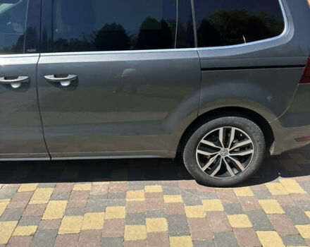 Серый Фольксваген Шаран, объемом двигателя 1.97 л и пробегом 201 тыс. км за 20400 $, фото 4 на Automoto.ua