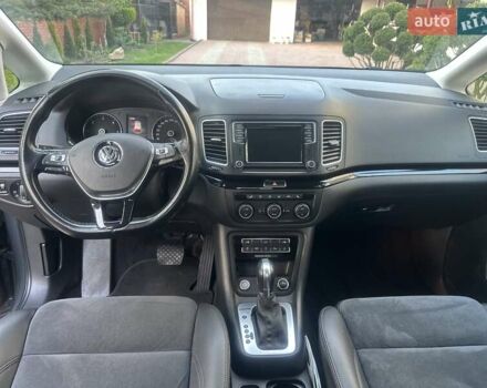 Сірий Фольксваген Шаран, об'ємом двигуна 2 л та пробігом 150 тис. км за 29000 $, фото 10 на Automoto.ua