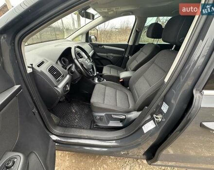 Сірий Фольксваген Шаран, об'ємом двигуна 1.97 л та пробігом 210 тис. км за 18500 $, фото 9 на Automoto.ua