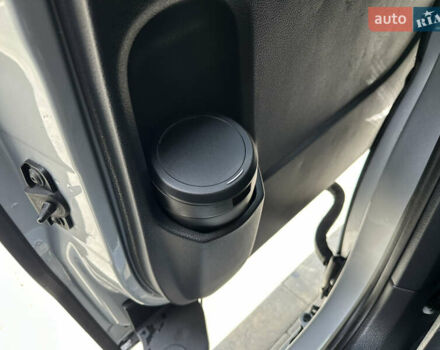 Серый Фольксваген Шаран, объемом двигателя 2 л и пробегом 244 тыс. км за 21300 $, фото 47 на Automoto.ua