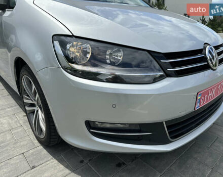 Серый Фольксваген Шаран, объемом двигателя 2 л и пробегом 244 тыс. км за 21300 $, фото 19 на Automoto.ua