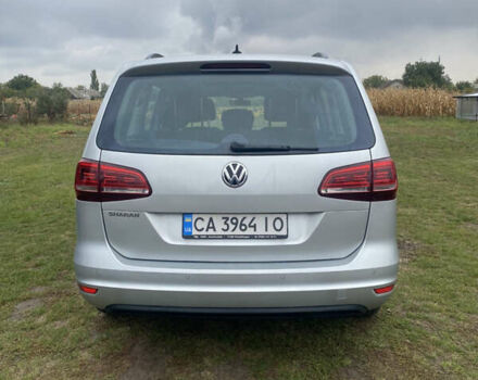 Серый Фольксваген Шаран, объемом двигателя 1.97 л и пробегом 287 тыс. км за 19000 $, фото 4 на Automoto.ua