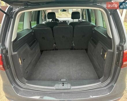 Сірий Фольксваген Шаран, об'ємом двигуна 1.97 л та пробігом 210 тис. км за 18500 $, фото 17 на Automoto.ua