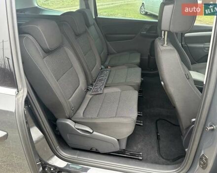 Сірий Фольксваген Шаран, об'ємом двигуна 1.97 л та пробігом 210 тис. км за 18500 $, фото 20 на Automoto.ua