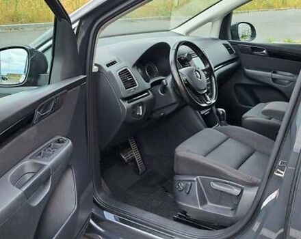 Серый Фольксваген Шаран, объемом двигателя 1.97 л и пробегом 255 тыс. км за 19399 $, фото 39 на Automoto.ua