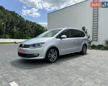 Серый Фольксваген Шаран, объемом двигателя 2 л и пробегом 244 тыс. км за 21300 $, фото 6 на Automoto.ua