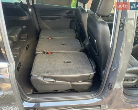 Сірий Фольксваген Шаран, об'ємом двигуна 2 л та пробігом 150 тис. км за 29000 $, фото 40 на Automoto.ua