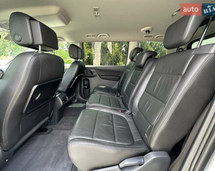 Серый Фольксваген Шаран, объемом двигателя 2 л и пробегом 244 тыс. км за 21300 $, фото 38 на Automoto.ua