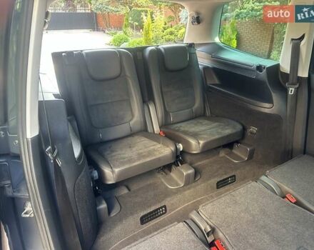 Сірий Фольксваген Шаран, об'ємом двигуна 2 л та пробігом 150 тис. км за 29000 $, фото 39 на Automoto.ua