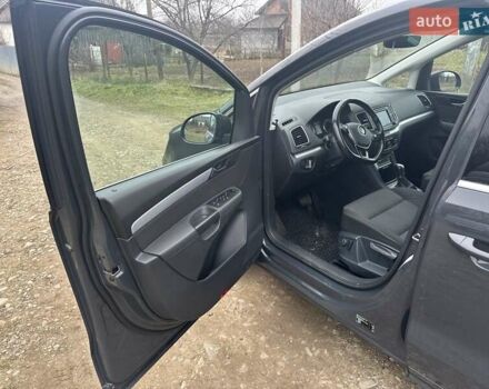 Сірий Фольксваген Шаран, об'ємом двигуна 1.97 л та пробігом 210 тис. км за 18500 $, фото 8 на Automoto.ua