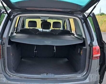 Серый Фольксваген Шаран, объемом двигателя 1.97 л и пробегом 255 тыс. км за 19399 $, фото 25 на Automoto.ua