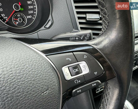 Серый Фольксваген Шаран, объемом двигателя 2 л и пробегом 244 тыс. км за 21300 $, фото 67 на Automoto.ua