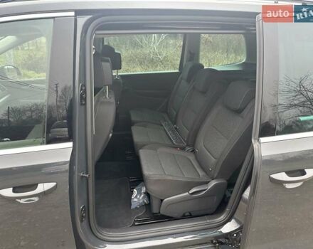 Сірий Фольксваген Шаран, об'ємом двигуна 1.97 л та пробігом 210 тис. км за 18500 $, фото 12 на Automoto.ua