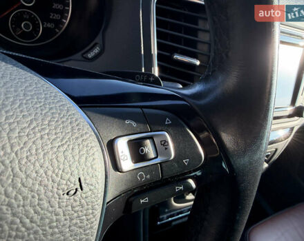 Серый Фольксваген Шаран, объемом двигателя 2 л и пробегом 225 тыс. км за 23800 $, фото 26 на Automoto.ua