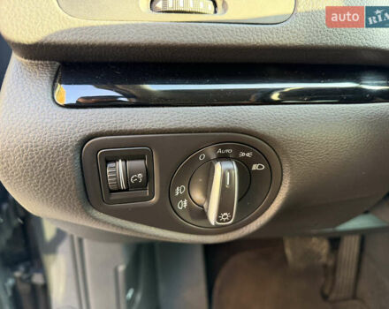 Серый Фольксваген Шаран, объемом двигателя 2 л и пробегом 225 тыс. км за 23800 $, фото 27 на Automoto.ua