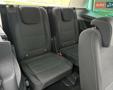 Сірий Фольксваген Шаран, об'ємом двигуна 1.97 л та пробігом 66 тис. км за 29000 $, фото 74 на Automoto.ua