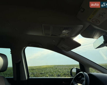 Серый Фольксваген Шаран, объемом двигателя 2 л и пробегом 225 тыс. км за 23800 $, фото 50 на Automoto.ua