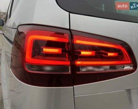 Сірий Фольксваген Шаран, об'ємом двигуна 1.97 л та пробігом 66 тис. км за 29000 $, фото 13 на Automoto.ua