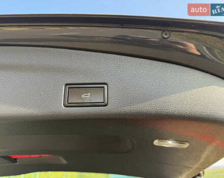 Серый Фольксваген Шаран, объемом двигателя 2 л и пробегом 225 тыс. км за 23800 $, фото 33 на Automoto.ua