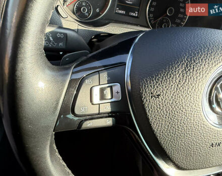 Серый Фольксваген Шаран, объемом двигателя 2 л и пробегом 225 тыс. км за 23800 $, фото 25 на Automoto.ua