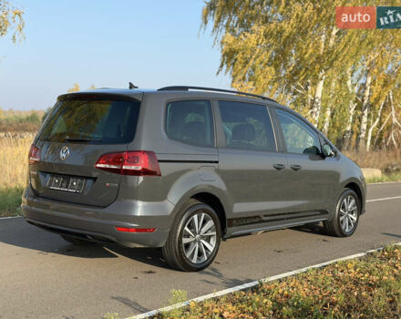 Серый Фольксваген Шаран, объемом двигателя 2 л и пробегом 225 тыс. км за 23800 $, фото 10 на Automoto.ua
