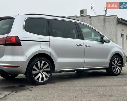 Сірий Фольксваген Шаран, об'ємом двигуна 1.97 л та пробігом 66 тис. км за 29000 $, фото 8 на Automoto.ua