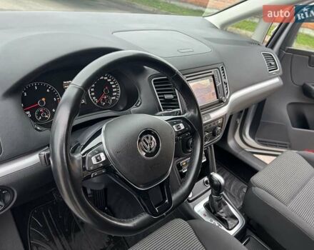 Сірий Фольксваген Шаран, об'ємом двигуна 1.97 л та пробігом 66 тис. км за 29000 $, фото 31 на Automoto.ua