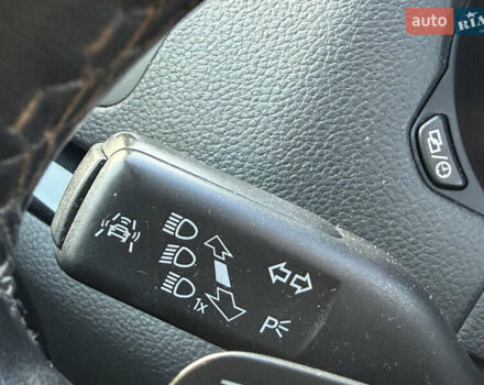 Серый Фольксваген Шаран, объемом двигателя 2 л и пробегом 225 тыс. км за 23800 $, фото 54 на Automoto.ua