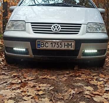 Серый Фольксваген Шаран, объемом двигателя 1.9 л и пробегом 360 тыс. км за 4500 $, фото 5 на Automoto.ua