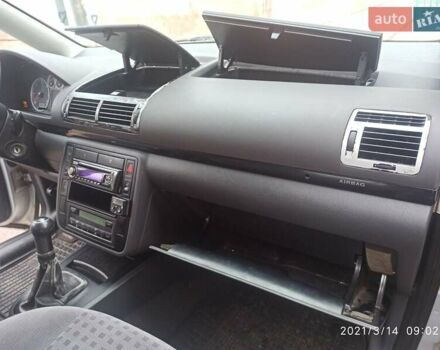 Серый Фольксваген Шаран, объемом двигателя 1.9 л и пробегом 360 тыс. км за 4500 $, фото 8 на Automoto.ua