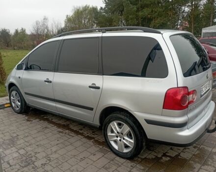 Серый Фольксваген Шаран, объемом двигателя 1.9 л и пробегом 386 тыс. км за 5200 $, фото 2 на Automoto.ua