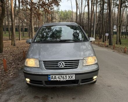 Серый Фольксваген Шаран, объемом двигателя 1.9 л и пробегом 300 тыс. км за 4450 $, фото 7 на Automoto.ua