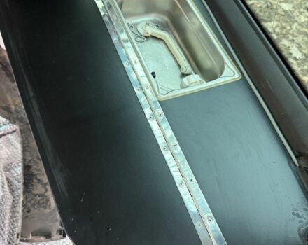 Серый Фольксваген Шаран, объемом двигателя 1.9 л и пробегом 300 тыс. км за 4450 $, фото 16 на Automoto.ua