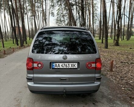 Серый Фольксваген Шаран, объемом двигателя 1.9 л и пробегом 300 тыс. км за 4450 $, фото 3 на Automoto.ua