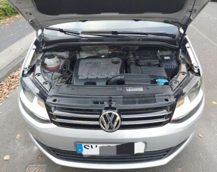 Серый Фольксваген Шаран, объемом двигателя 2 л и пробегом 205 тыс. км за 8118 $, фото 3 на Automoto.ua