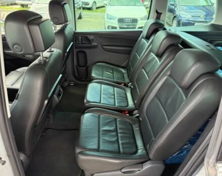 Фольксваген Шаран 2014 в Днепре (Днепропетровске) на Automoto.ua Серый Фольксваген Шаран, объемом двигателя 2 л и пробегом 82 тыс. км за 3100 $, фото 9 на Automoto.ua