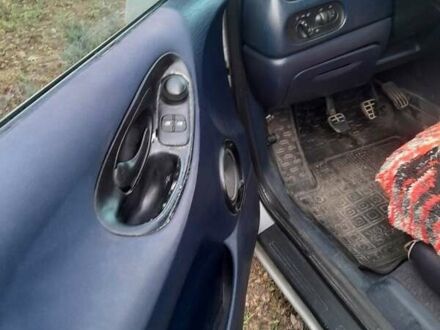 Серый Фольксваген Шаран, объемом двигателя 1.9 л и пробегом 400 тыс. км за 3139 $, фото 1 на Automoto.ua