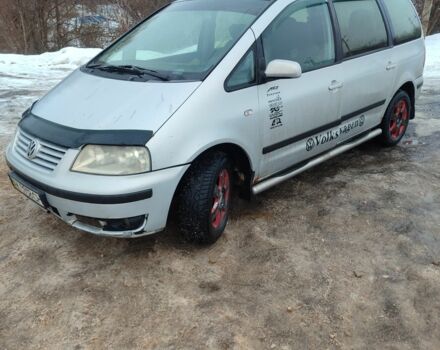 Серый Фольксваген Шаран, объемом двигателя 0 л и пробегом 444 тыс. км за 2300 $, фото 1 на Automoto.ua