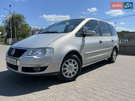Сірий Фольксваген Шаран, об'ємом двигуна 0 л та пробігом 215 тис. км за 4650 $, фото 1 на Automoto.ua